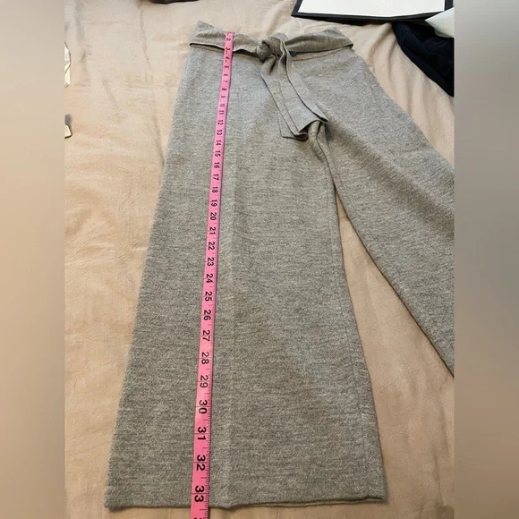 Club Monaco, small, cropped knit pants - Picture 2 of 4